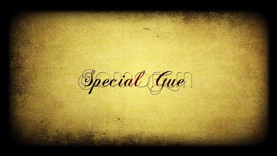 Special Guestという筆記体の文字をセピア色の紙の質感の背景に表示しゲスト紹介のパートへ移る本編の場面転換