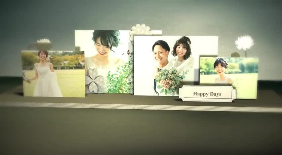 複数の写真パネルが密集して並びHappy Daysの札が置かれる本編のクライマックスのような締めくくりのシーン
