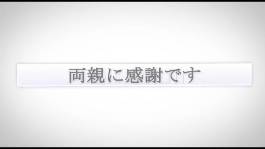 白い背景にテキストだけが表示される、写真を使わないテキスト投稿のようなシーン